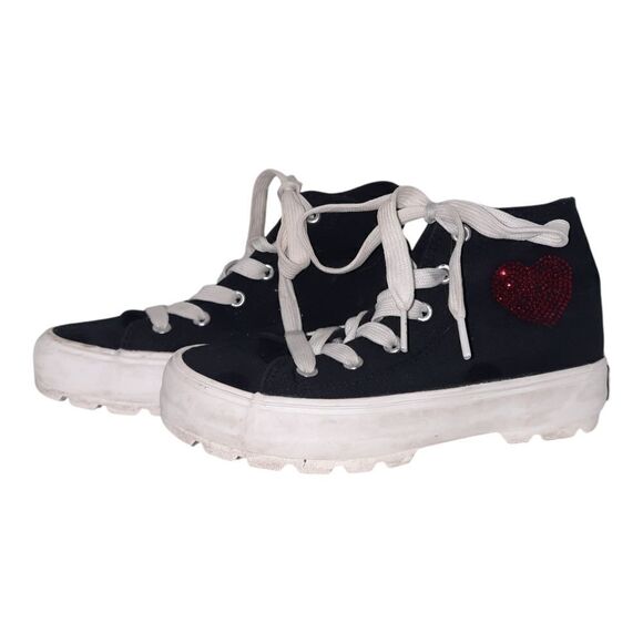 Mudd Black High-Top Sneakers with Red Heart - Picture 1 of 3
